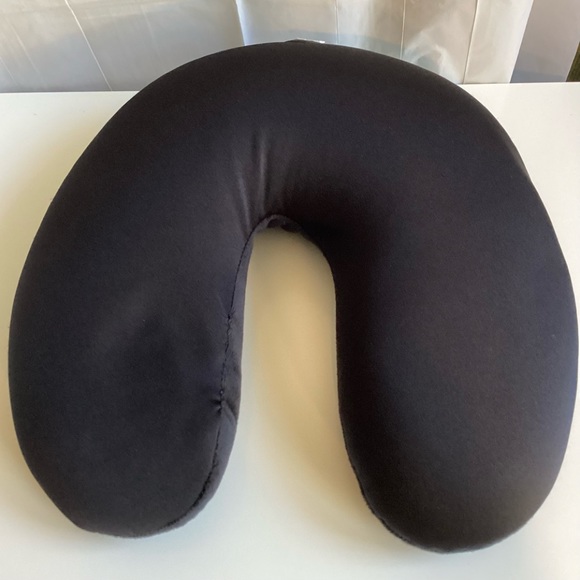 Cloudz soft & thick travel pillow - Picture 2 of 3